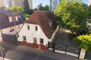 Charmantes Einfamilienhaus mit großem Garten nahe Mainufer & vielseitigen Entwicklungsmöglichkeiten – 60528 Niederrad, Frankfurt am Main – Vorschaubild 7