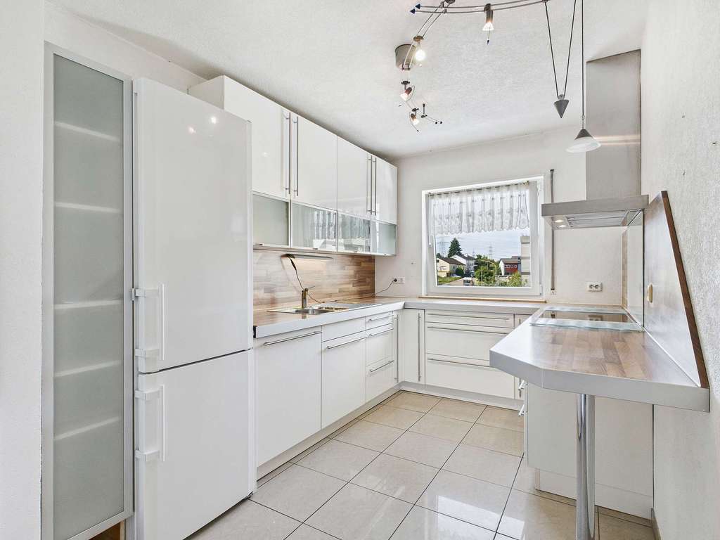 Immobilie in Freiberg am Neckar - Einziehen & Wohlfühlen: 3-Zimmer-Wohnung mit Südbalkon in Freiberg am Neckar! - Bild 4