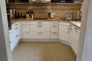 Gepflegtes und ruhiges 5-Zimmer-Reihenhaus mit Einbauküche im Westenviertel, Regensburg – Die vollständige Adresse der Immobilie erhältst du vom Anbieter., 93049 Westenviertel, Regensburg – Vorschaubild 13