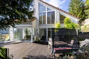 Außergewöhnliche Villa im Steinbachtal mit spektakulärem Panoramablick, Pool und Rückzugsmöglichkeit – Die vollständige Adresse der Immobilie erhältst du vom Anbieter., 97082 Steinbachtal, Würzburg – Vorschaubild 1