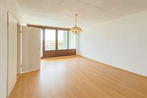 Vermietete, 2-Zimmer-Wohnung mit Westloggia und Fahrstuhl nur 300 Meter vom Kudamm!