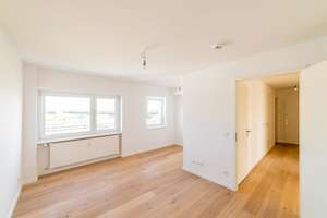 Licht. Luft. Luxus – Wohnen mit Penthousefeeling
Airy, Bright, Elevated– 2BR with Penthouse Feeling – Die vollständige Adresse der Immobilie erhältst du vom Anbieter., 10787 Tiergarten, Berlin – Vorschaubild 7