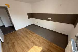    Frisch sanierte 2-Zimmer-Wohnung mit modernem Wohnkomfort – Ruprechtstraße 1, 46049 Lirich-Süd, Oberhausen – Vorschaubild 4