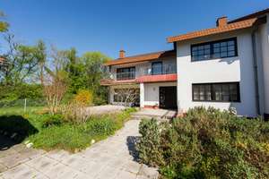 Gepflegtes  Einfamilienhaus mit Einliegerwohnung , Doppelgarage , Garten in Ludwigshafen-Oggersheim – 67071 Oggersheim, Ludwigshafen am Rhein – Vorschaubild 3