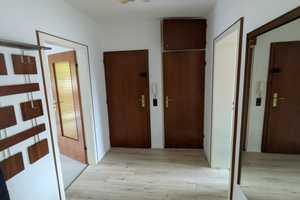 950 € - 72 m² - 3.0 Zi.- 2 Balkon-EBK- 1 TG Parkplatz (erster Einzug nach Renovierung) – Stettiner Straße 71, 40595 Düsseldorf – Vorschaubild 13