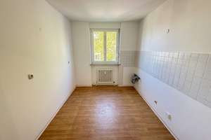 Sofort vermietbar! Oder doch lieber selbst beziehen? Geräumige 2-Zimmer-Wohnung mit Entwicklungspote – Zum Heiderand 26, 1328 Weißig, Dresden – Vorschaubild 10