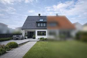 Ihr Zuhause nach Maß - Doppelhaushälfte mit großem Grundstück& individueller Sanierungsmöglichkeit – Die vollständige Adresse der Immobilie erhältst du vom Anbieter., 90768 Atzenhof, Burgfarrnbach, Fürth – Vorschaubild 1