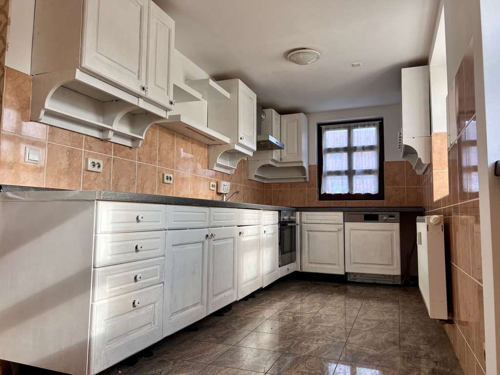 Immobilie in Spraitbach - Kapitalanleger aufgepasst: über 5% Rendite dank kernsaniertem 3-Familienhaus - Bild 2