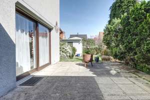 Mainz Hechtsheim # Mehrfamilienhaus mit Garten und Garage # freigestellt – Die vollständige Adresse der Immobilie erhältst du vom Anbieter., 55129 Hechtsheim, Mainz – Vorschaubild 2