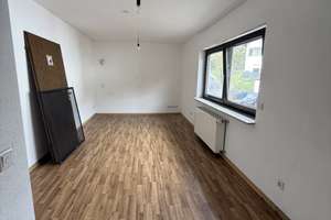 Viel Platz für Ihren Alltag: 4-Zimmer-Wohnung in Koblenz-Niederberg – Die vollständige Adresse der Immobilie erhältst du vom Anbieter., 56077 Niederberg, Koblenz – Vorschaubild 4