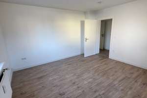 Einfach mal im Grünen abschalten - EG Wohnung mit 3 Zimmern & EBK – Sudetenweg 1, 38448 Vorsfelde, Wolfsburg – Vorschaubild 5