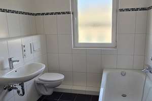 4 Zimmer Wohnung auf 2 Etagen in Solingen-Wald  – Heukämpchenstraße 45, 42719 Wald, Solingen – Vorschaubild 5
