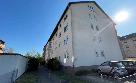 Hübsche 2 Zi. Wohnung  in Nähe Schloss / Schwetzingen