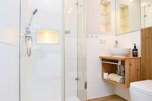 Modern möbliertes Apartment mit Balkon in Stuttgart Mitte – Die vollständige Adresse der Immobilie erhältst du vom Anbieter., 70190 Kernerviertel, Stuttgart – Vorschaubild 4