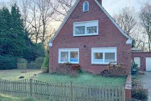 Freistehendes Einfamilienhaus in Westoverledingen in von Natur umgebener Lage. – Die vollständige Adresse der Immobilie erhältst du vom Anbieter., 26810 Westoverledingen – Vorschaubild 2