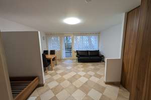 Vollmöblierte 1 Zimmer Wohnung mit Südbalkon nähe FIZ