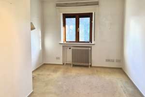Bungalow  mit Tradition und Charme 
Großer Anbau gewerblich nutzbar  -  herrliches Grundstück in ... – Die vollständige Adresse der Immobilie erhältst du vom Anbieter., 24768 Rendsburg – Vorschaubild 10