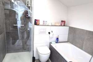 Exklusive, frisch sanierte 3-Zimmer-Maisonette auf 115m² mit Kamin und Stellplatz in Mündelheim – Die vollständige Adresse der Immobilie erhältst du vom Anbieter., 47259 Mündelheim, Duisburg – Vorschaubild 9