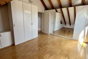 Großzügige 5,5-Zimmer-Maisonettewohnung in Stuttgart-Vaihingen mit mehreren Balkone – Brommerstraße .., 70563 Vaihingen-Mitte, Stuttgart – Vorschaubild 19