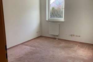 Charmantes Reihenhaus mit Garten in 08280 Aue + Garagen – Die vollständige Adresse der Immobilie erhältst du vom Anbieter., 8280 Aue – Vorschaubild 23
