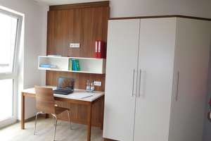 Sehr schöne Wohnung  ausschließlich für Schüler, Studenten und Auszubildende  im Augsburger Süden – Königsbrunner Strasse 1, 86179 Haunstetten-West, Augsburg – Vorschaubild 3