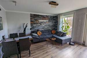Möbelierte Wohnung 2 Zimmer, Küche, Bad,  renovierte vollmöblierte 56 m2 Wohnung  mit Balkon – Innere Uferstraße 5a, 86153 Rechts der Wertach, Augsburg – Vorschaubild 3