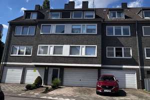 Ihr Traum vom Eigenheim: Helle 3-Zimmer-Wohnung mit Balkon & Garage in Düsseldorf