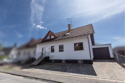 KEINE KÄUFERPROVISION! Zweifamilienhaus mit ELW in Freigericht-Somborn zu verkaufen!