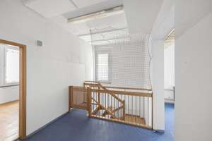 Spannendes Wohn- und Geschäftshaus in beliebter Oststadt-Lage! - Invest mit Entwicklungspotenzial – Die vollständige Adresse der Immobilie erhältst du vom Anbieter., 72764 Reutlingen-Mitte, Reutlingen – Vorschaubild 14