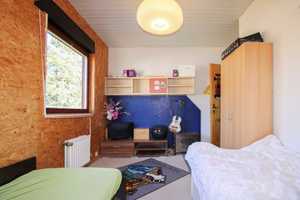 Für Tatkräftige: Gestaltbares EFH mit eingezäuntem Garten und Carport – Birkenfeld (Kreis) – Vorschaubild 7