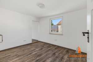 IMMOSPACE *** Ihr Traum von den eigenen 4 Wänden *** EFH mit Garage und Dachterrasse *** – Donau-Ries (Kreis) – Vorschaubild 3
