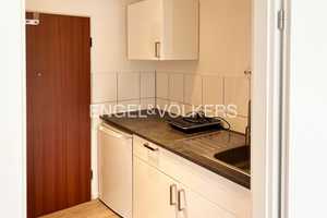 1-Zimmer-Apartment mit Balkon                                               und Tiefgaragenstellp... – Regensburg – Vorschaubild 3