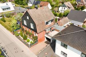 Großzügiges Familienhaus für Wohnen & Arbeiten – Die vollständige Adresse der Immobilie erhältst du vom Anbieter., 24111 Russee, Kiel – Vorschaubild 24