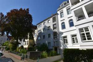 KUNZE: großzügige Wohnung mit Loggia und Kamin in Eilenriede-Nähe – Die vollständige Adresse der Immobilie erhältst du vom Anbieter., 30175 Zoo, Hannover – Vorschaubild 9