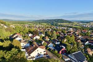 Provisionsfrei! Ein architektonisches Juwel! Villa mit Innenschwimmbad! Ortsrandlage, Alpensicht. – Die vollständige Adresse der Immobilie erhältst du vom Anbieter., 78262 Gailingen am Hochrhein – Vorschaubild 35
