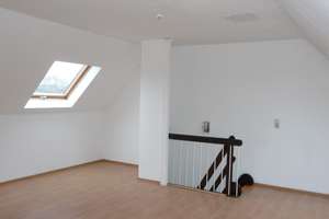 Staffelgeschosswohnung in ruhigem 6 Parteienhaus – Abshofstraße 44, 51109 Merheim, Köln – Vorschaubild 7