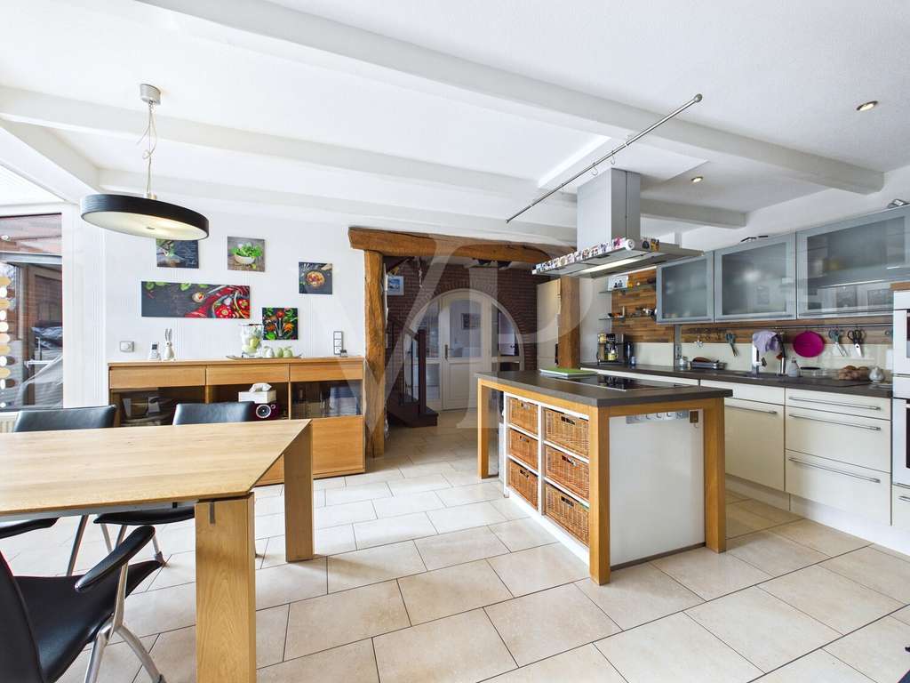 Immobilie in Wiesmoor - Großes Anwesen mit zwei Wohneinheiten in idyllischer, ruhiger Kanallage in Wiesmoor - Bild 4