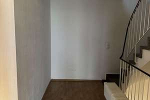 Gepflegtes 6-Zimmer-Reihenendhaus in attraktiver Lage – sofort einziehen und wohlfühlen! – Ursulastraße 16, 90480 Gleißhammer, Nürnberg – Vorschaubild 13