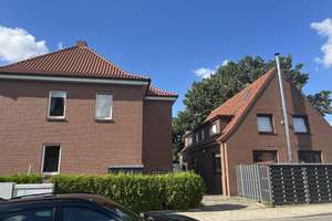 Vermietetes ZFH + Gewerbe & DG-Wohnung in Wulsdorf – Die vollständige Adresse der Immobilie erhältst du vom Anbieter., 27572 Wulsdorf, Bremerhaven – Vorschaubild 3