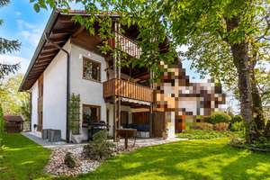 Design trifft Wohngefühl: Moderne Doppelhaushälfte in Kirchseeon/Eglharting – Die vollständige Adresse der Immobilie erhältst du vom Anbieter., 85614 Kirchseeon – Vorschaubild 1