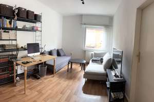 Schöne 2-Zimmer-Wohnung mit EBK und Balkon