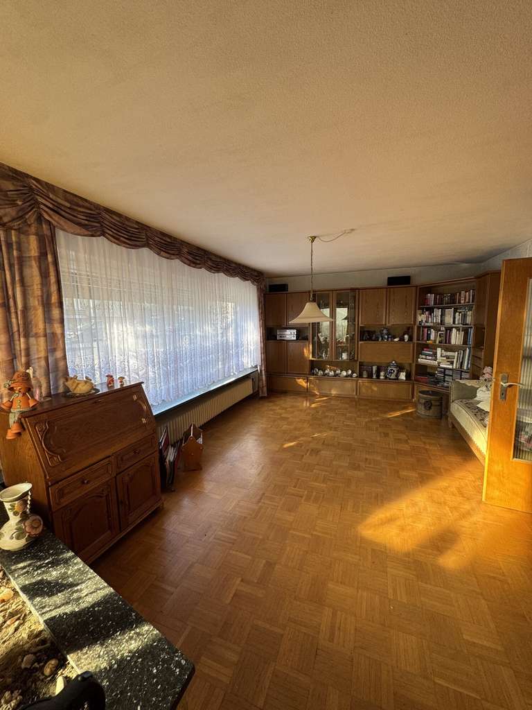 Immobilie in Bad Neustadt an der Saale - Traumlage mit Potenzial in der westlichen Aussenstadt - Bild 4