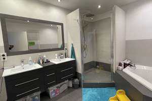 Freiwerdende modernisierte 4-Zimmer-Wohnung mit großartigem Ausblick in Köln - Junkersdorf – Wiener Weg 4, 50858 Junkersdorf, Köln – Vorschaubild 12