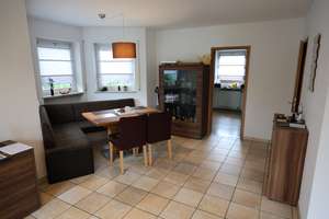 Doppelhaushälfte mit Garten & Garage in Ingolstadt-Gerolfing – Die vollständige Adresse der Immobilie erhältst du vom Anbieter., 85049 West, Ingolstadt – Vorschaubild 3