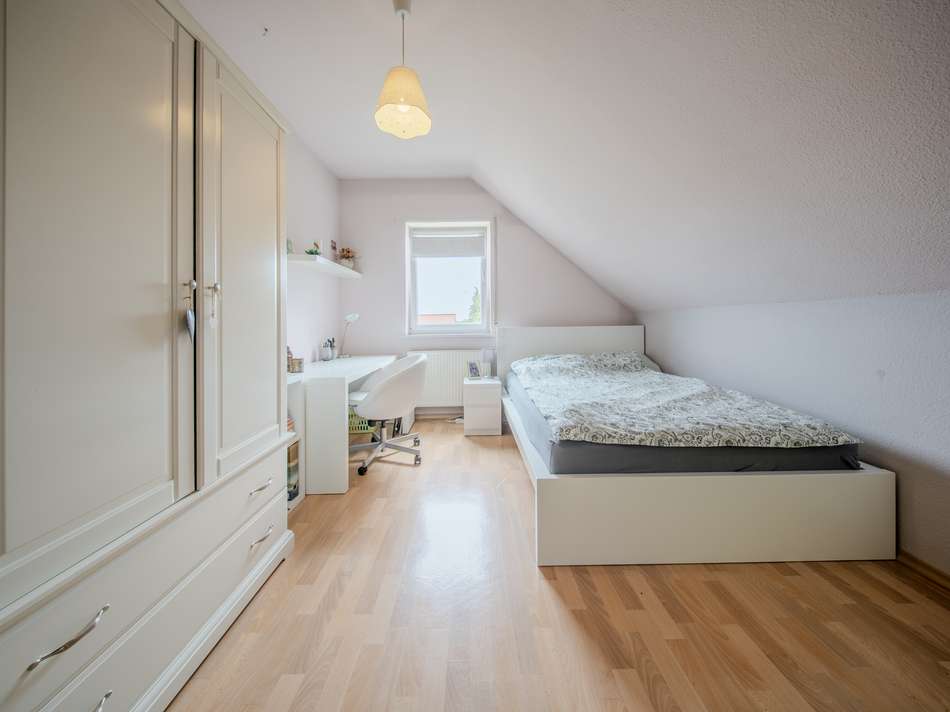 J.Paul.Immobilien.Schafgarten.