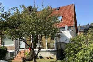 Gut geschn. Doppelhaushälfte mit Potential (Baureserve,GRZ:0,2/GFZ:0,4) in bel. Lage v. Heiligensee! – Silberhammerweg 4a, 13503 Berlin – Vorschaubild 1