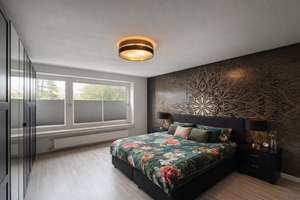 90 m² Wohnkomfort: Helle 3-Zimmer-Wohnung mit Balkon in Köln-Junkersdorf – Die vollständige Adresse der Immobilie erhältst du vom Anbieter., 50858 Junkersdorf, Köln – Vorschaubild 7