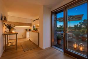 QQI: Erbbaurecht // Familien-Stadthaus mit drei Dachterrassen