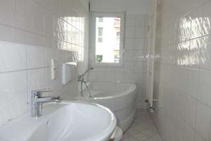 2-Zimmer-Wohnung mit Balkon und Eckbadewanne – Zietenstraße 82, 9130 Sonnenberg, Chemnitz – Vorschaubild 1