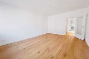Helle 3,5 ZKB Wohnung mit EBK, 2 Balkonen, Garage + Stellplatz in ruhiger zentraler Lage – Obere Waiblinger Straße 189, 70374 Stuttgart – Vorschaubild 4